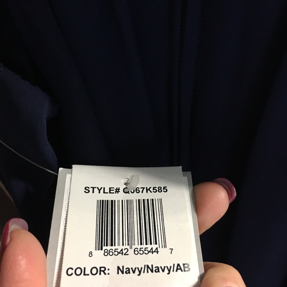 ❤️B. Darlin Gown - Picture 6 of 7